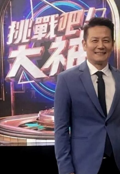 【抖音反差婊】莉莉安新娘足疗技师211全网男人心中的白月光被大神重金拿下并流出视频 - 色吧AV